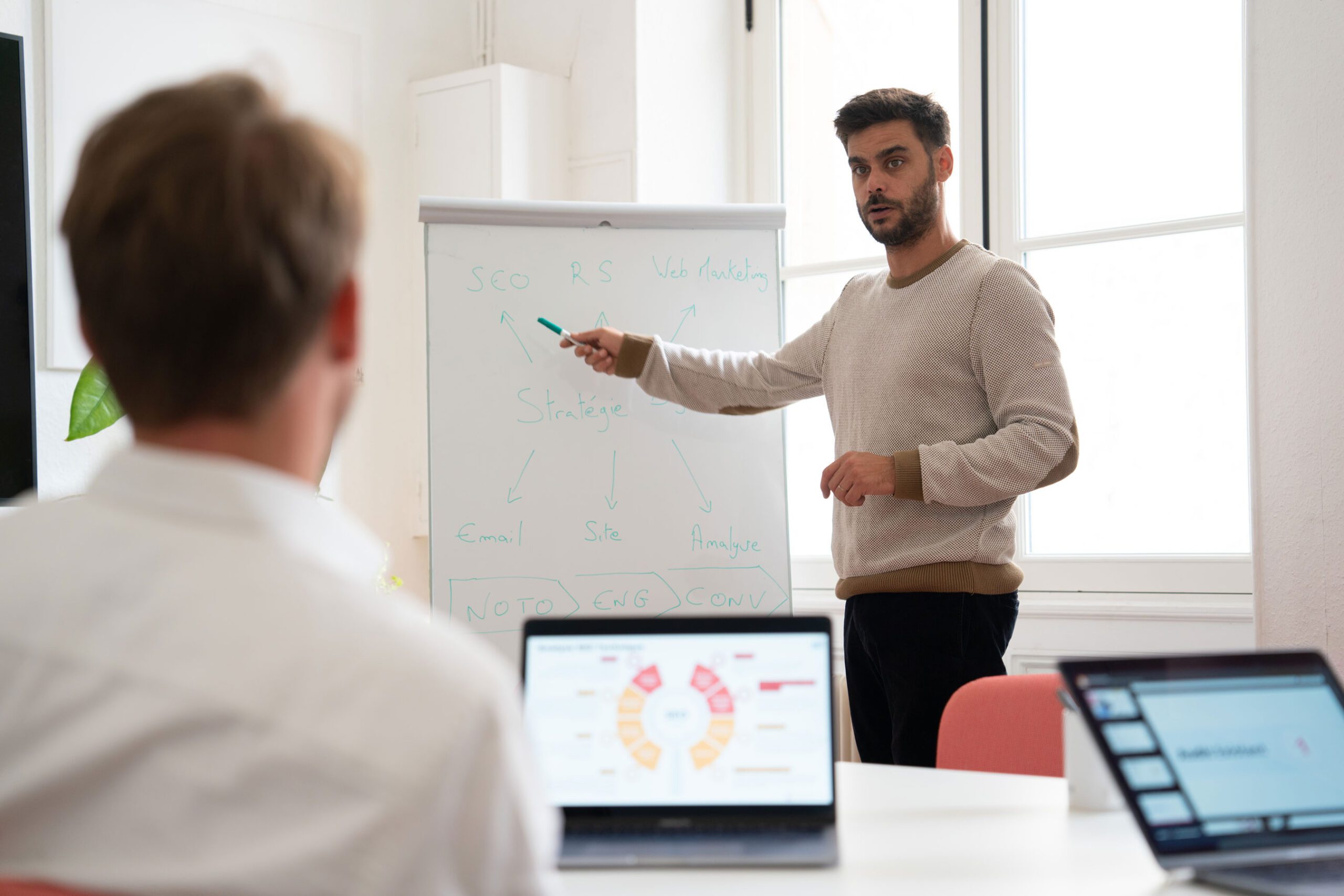 consultant-agence-seo-bordeaux